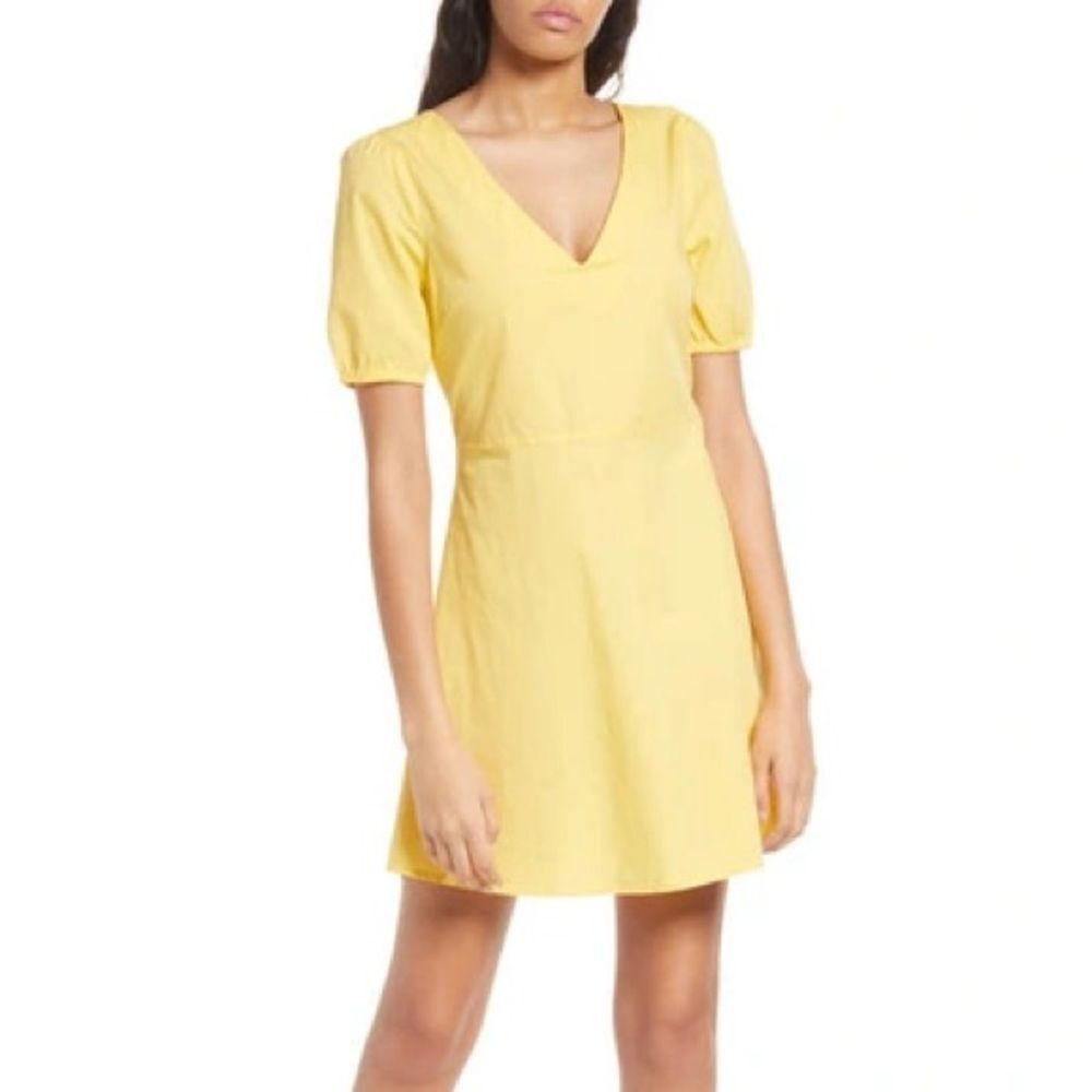 Vero Moda Taya Puff Sleeve Cut Out Mini Sundress in Yarrow Dandelion Lemon Sz M